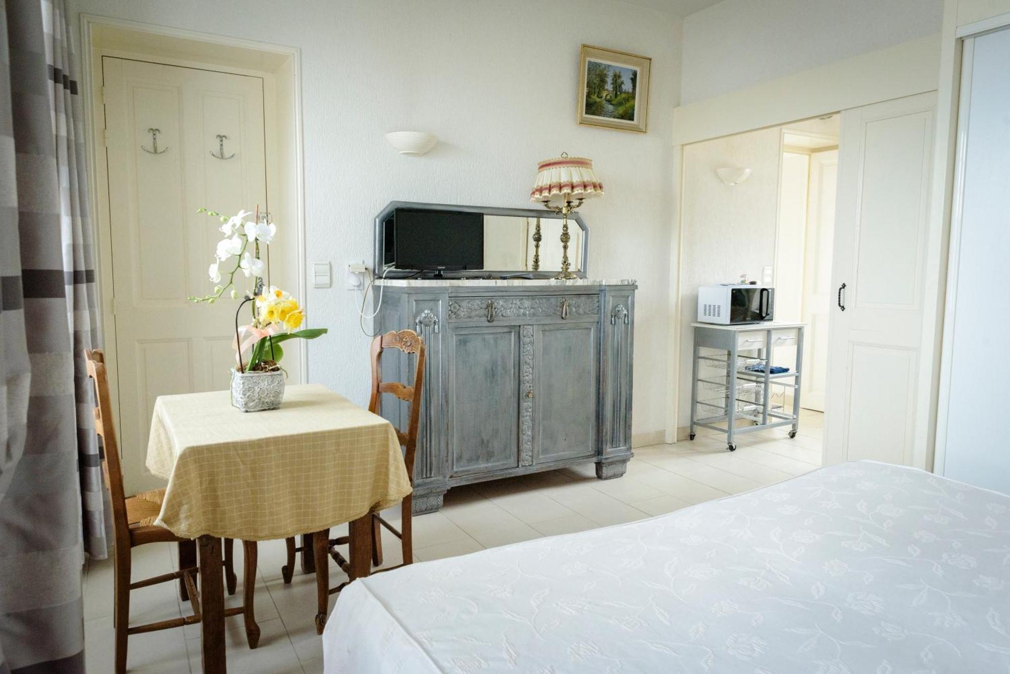 Maison Studios & Appartements Les 4 Vents Luc-sur-Mer Eksteriør billede