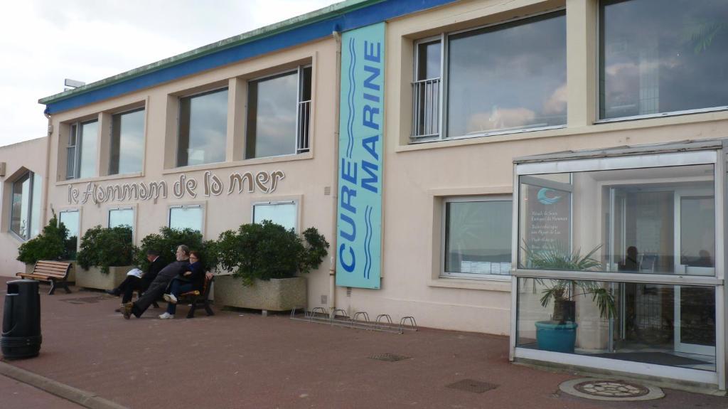 Maison Studios & Appartements Les 4 Vents Luc-sur-Mer Eksteriør billede